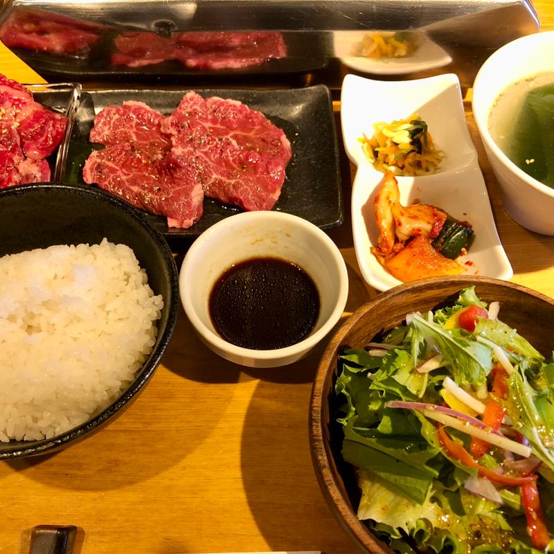 カルビ・ハラミ セット(ニクアザブ 学芸大学店)