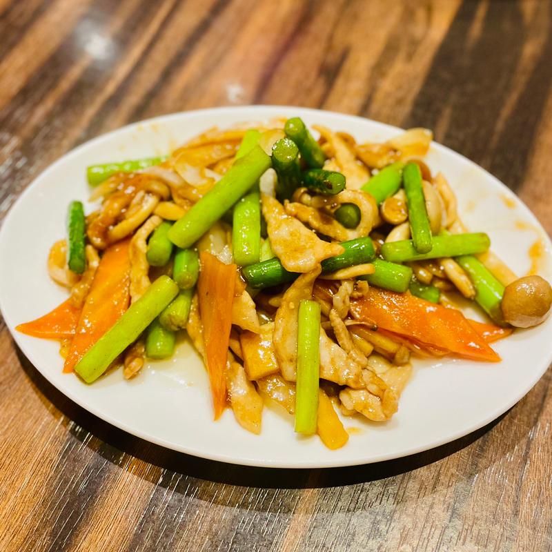 にんにくの芽の炒め(珉珉)