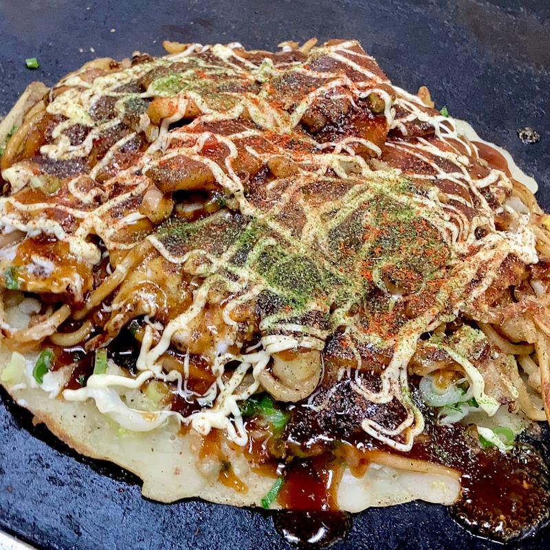 ネギ焼きそばモダン ミックス玉(お好み焼き 小池)