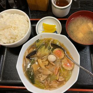 うま煮定食(もみじ)