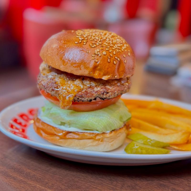 チリビーンズ  チーズ  バーガー(ブラザーズ 人形町本店 （BROZERS'）)