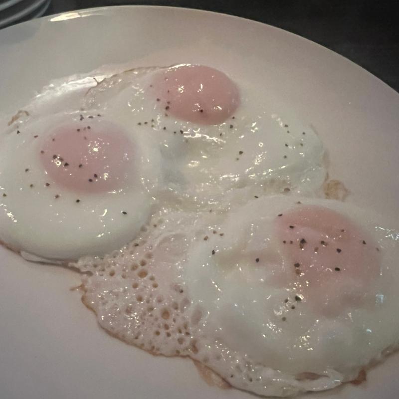 目玉焼き(ＳＵＮＱ)