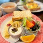 モーニングセット(ピザのホットサンド)