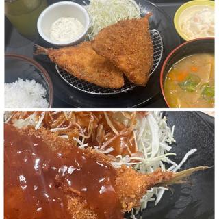 アジフライ定食・豚汁セット、小ごはん(松のや 新橋店)