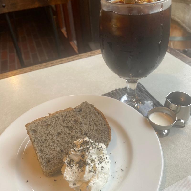 ケーキセット(コーヒーヒヨシ)