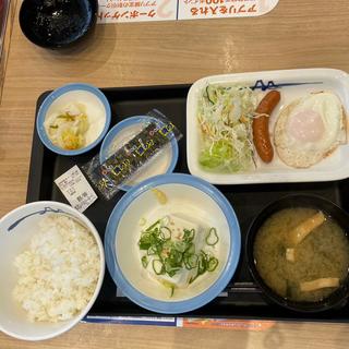 ソーセージエッグ定食(松屋 茅ヶ崎赤松町店 )