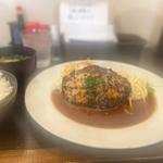ハンバーグステーキ