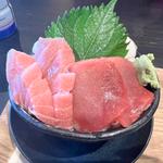 ホタテとマグロ丼