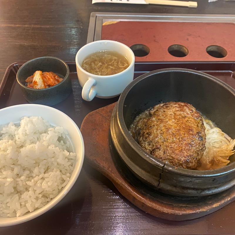 和牛100%レアハンバーグ(焼肉じばご)