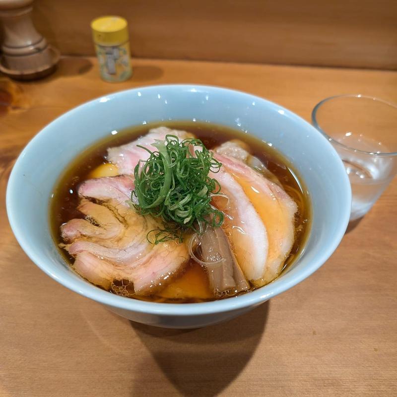 特製中華そば(豚チャーシュー) 細麺(中華そば しば田)