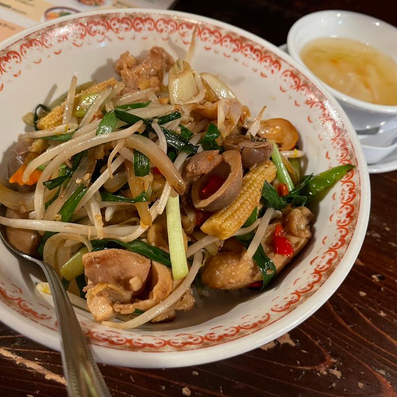 ガイパッニラ　大盛り(バーン・イサーン 高円寺店 )