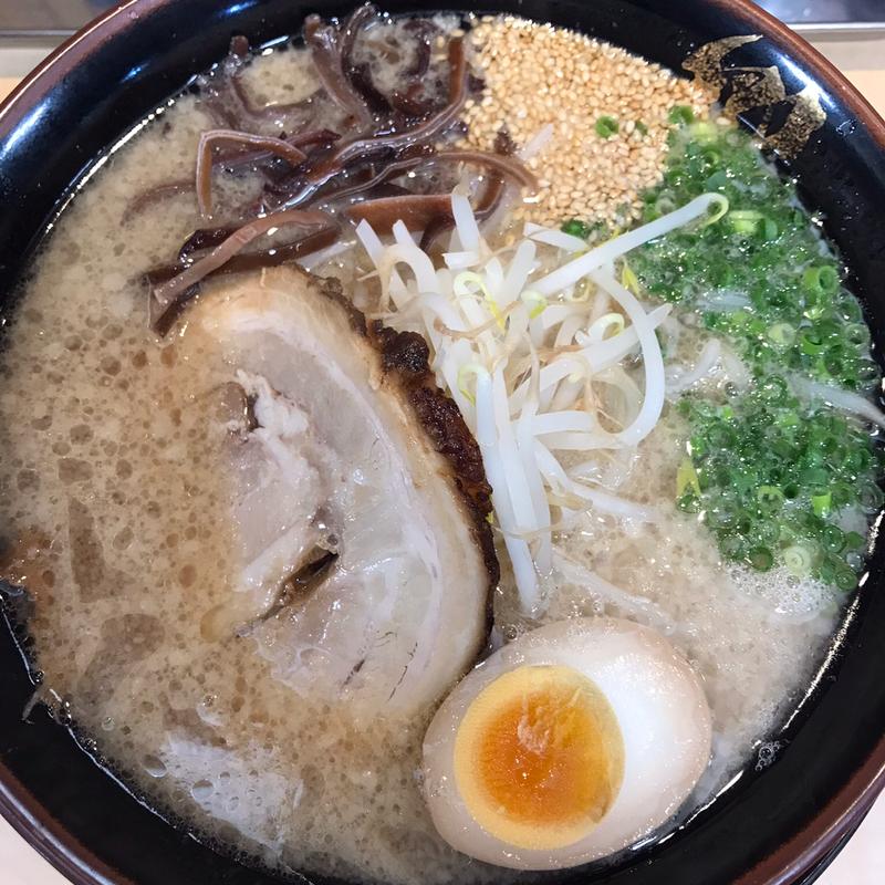 こってりの黒(宮崎ラーメン 響 宮崎空港店)