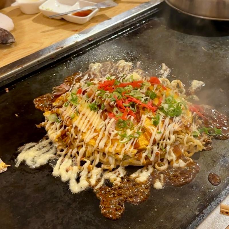 広島焼き風お好み焼き(お好み焼き・焼きそば みやび)