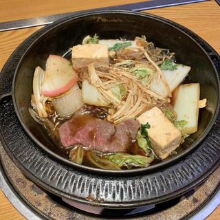 牛すきやき定食(上)(自雷也牛肉割烹)