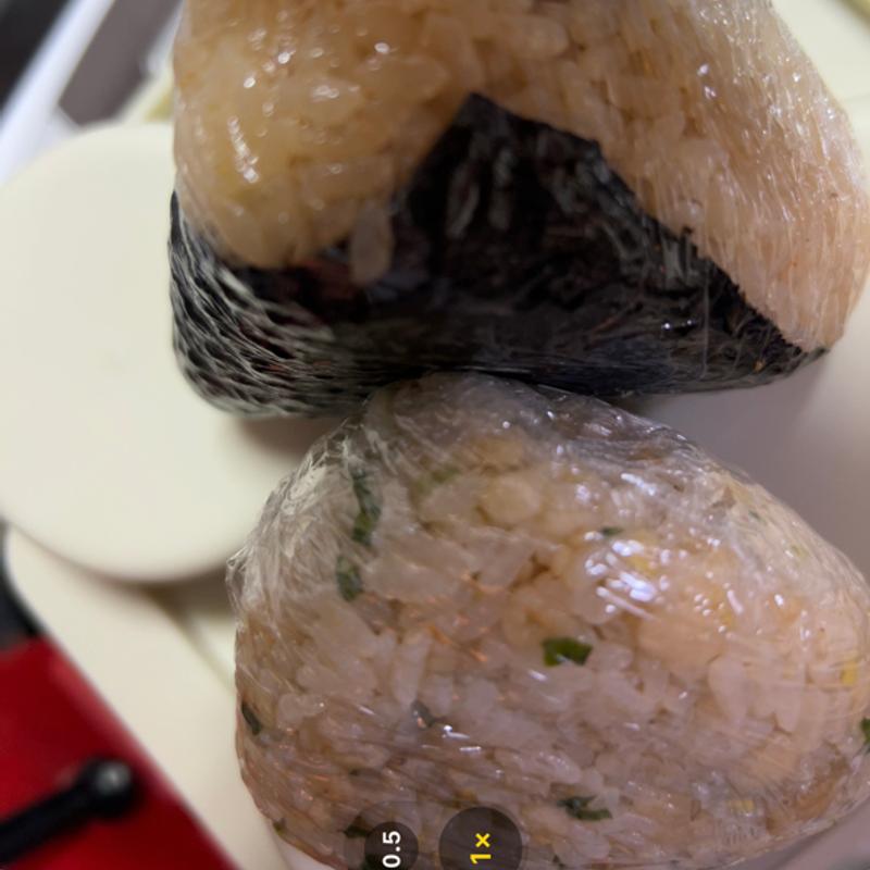 山わさびチャーシューとたぬきおにぎり(どんぐり )