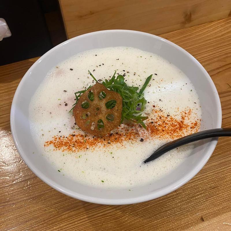 鶏白湯らぁ麺(麺FACTORY JAWS 2nd)