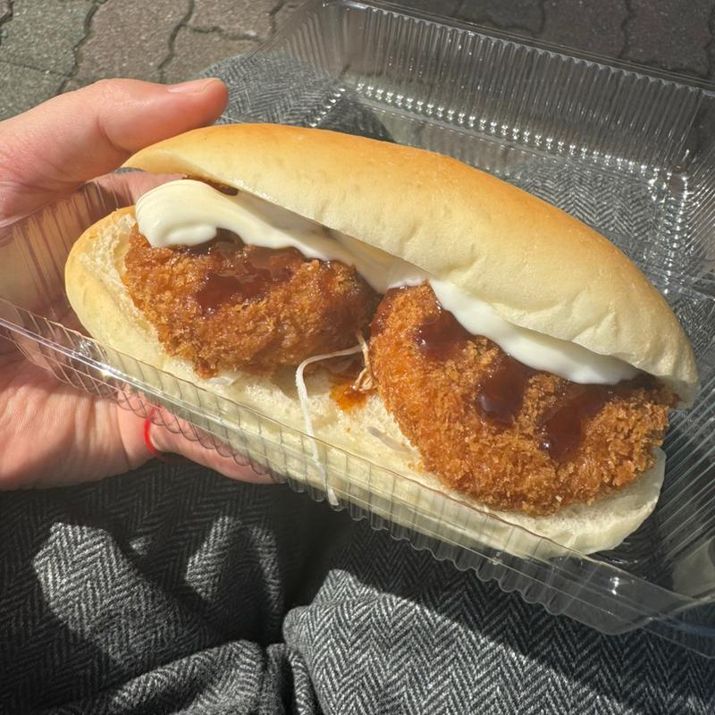下町コロッケ(焼きたてコッペ製パン)