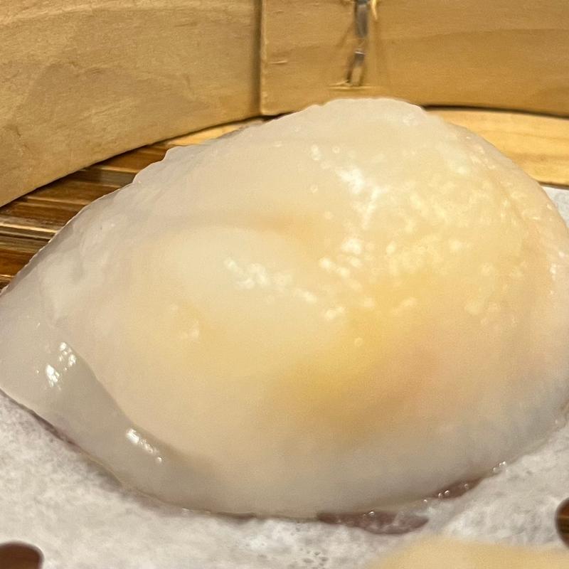 エビ入り蒸し餃子(中国料理 琳凰)