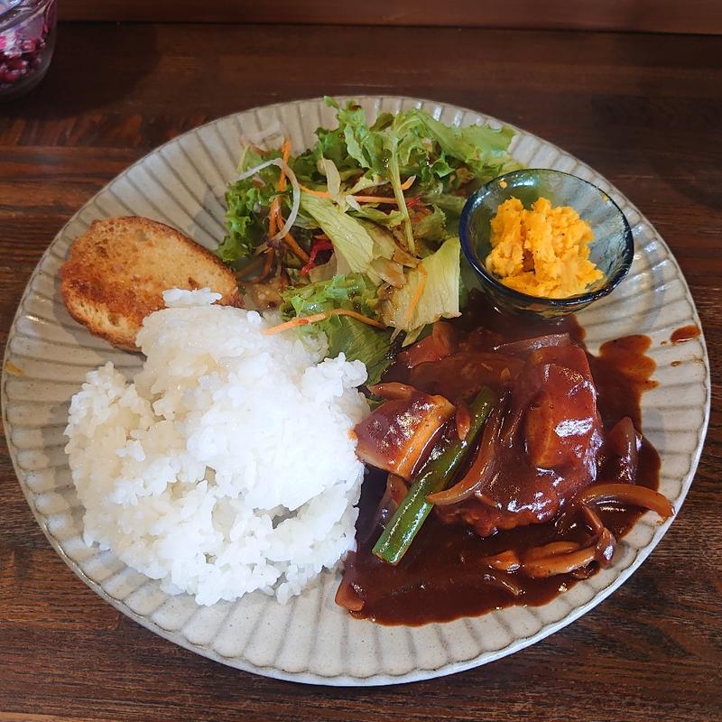 煮込みハンバーグランチ(アメリ )