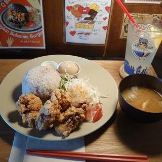 大平山(カフェキュー （Cafe Q）)