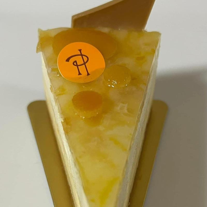 チーズケーキジャルダンデラトラス(ピエール・エルメ・パリ 大丸東京店)