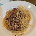 イカとタコのラグーソースパスタ
