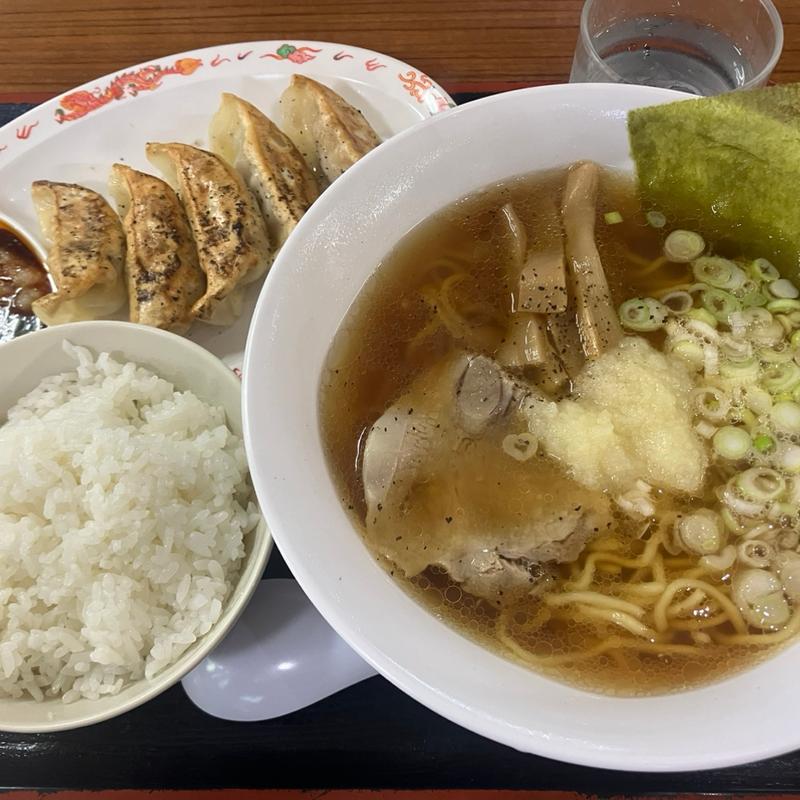 東京ラーメン+半ライス(ゆにろーず 日立十王店 )