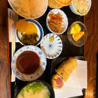 マグロカツ定食