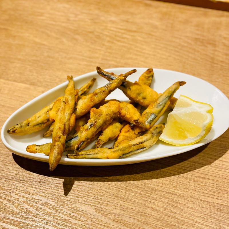 きびなごの唐揚げ(和光 日本酒バル まいかけ)