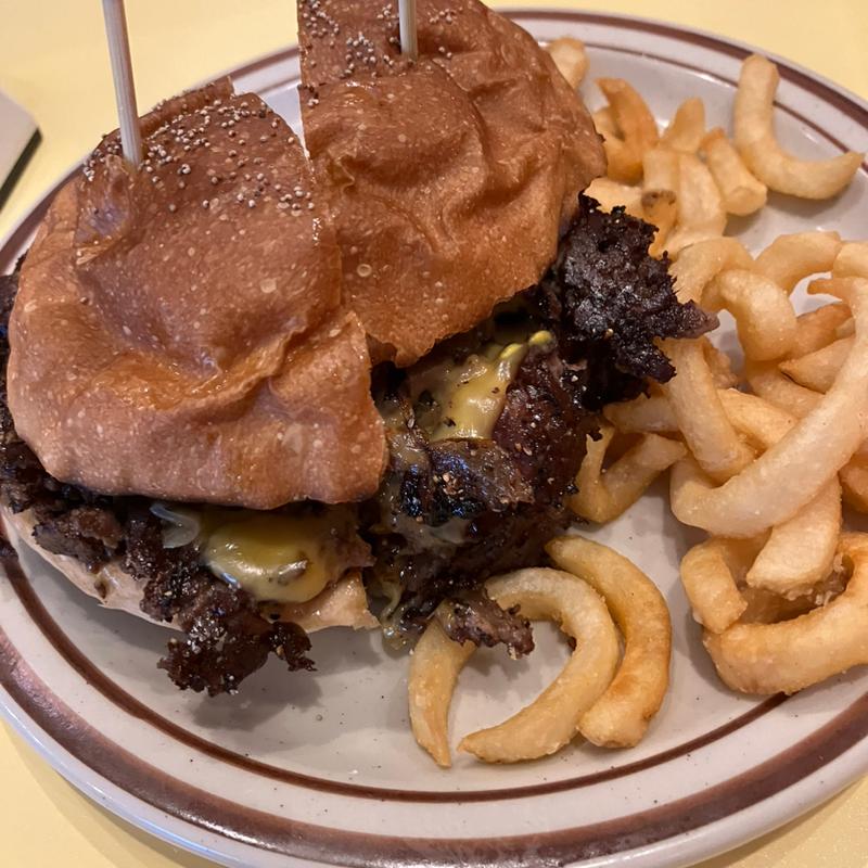 スマッシュバーガー(E.G.DINER イージーダイナー)