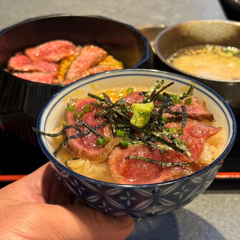 もうもう牛まぶし(もうもう亭)