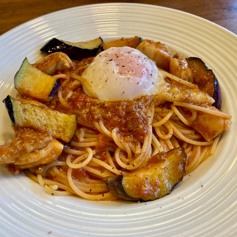 ごろごろチキンと秋なすのトマトミート(オリーブの丘 西那須野店)