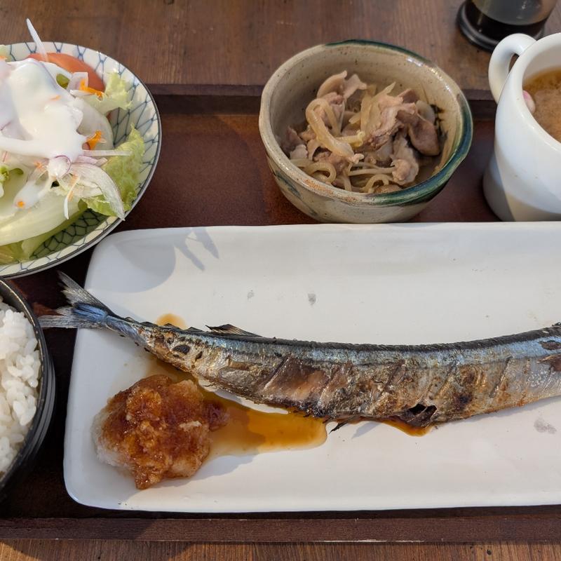 サンマの塩焼き定食(ミジンコ)