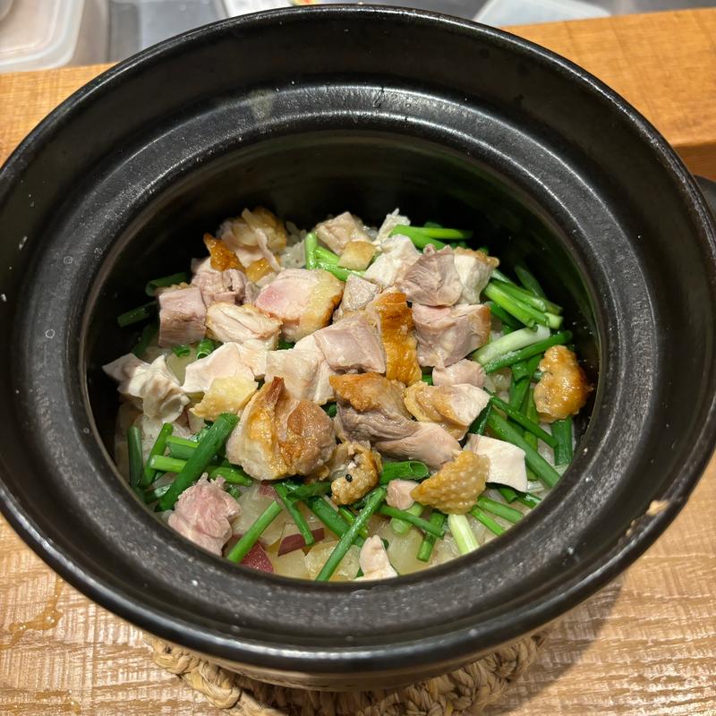 川俣シャモと五郎金時・九条ネギの土鍋ご飯(tsugumi)