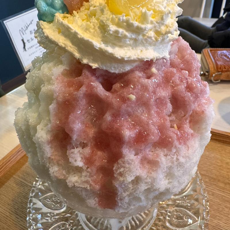 ラ・フランス氷(milkbase(ミルクベース）)