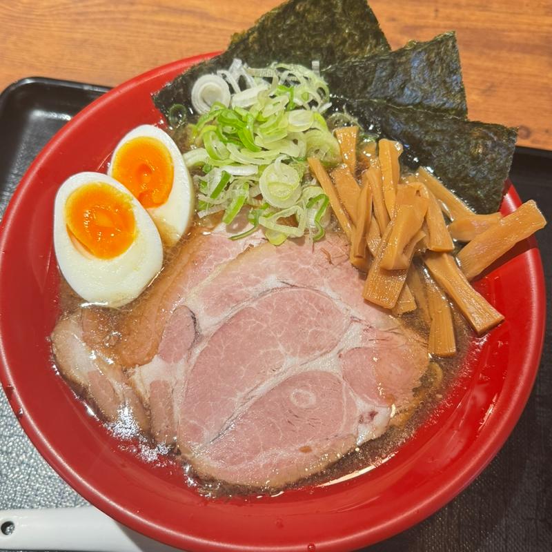 初代らーめん醤油(初代 横浜ハンマーヘッド店)