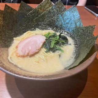 スタンダードラーメン(一魂家 水口店)