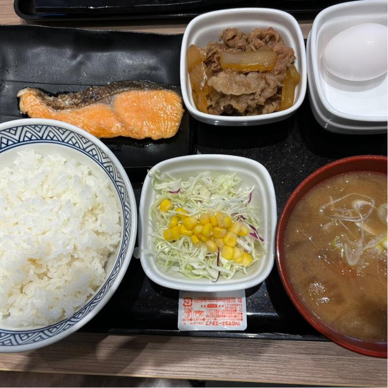 牛鮭定食(吉野家 高浜沢渡町店)