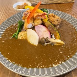 ヒレ アンド エビフライカレー