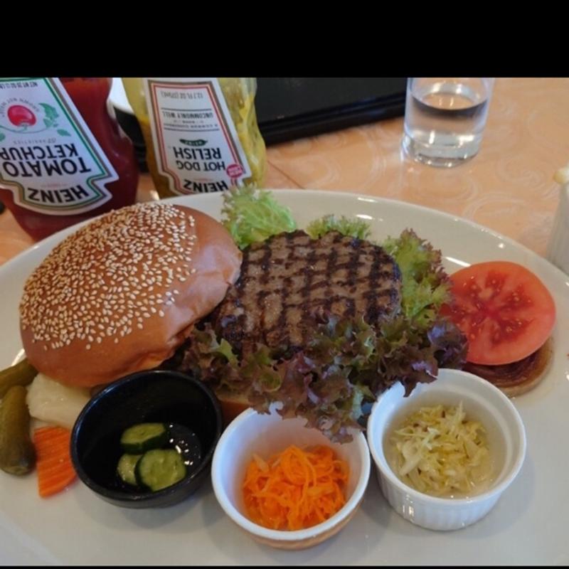 ウィンザーバーガー(ウィンザーパークゴルフ&カントリークラブ （ウィンザーパークゴルフ&CC）)