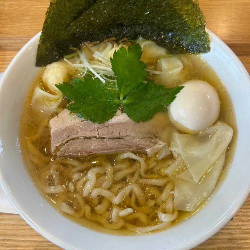 特製白醤油らーめん(あはれ)