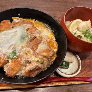 熟成だしのかつ丼　ミニ生醤油うどん(伝統自家製麺 い蔵 岡本店)