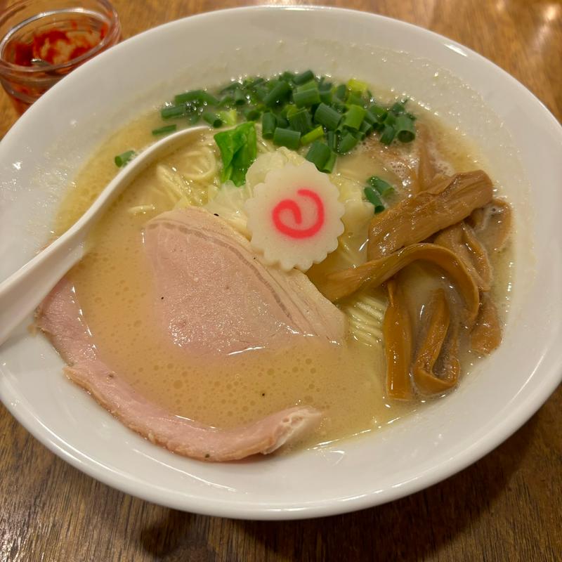 濃厚鶏白湯ラーメン(つけめん 桜坂 )