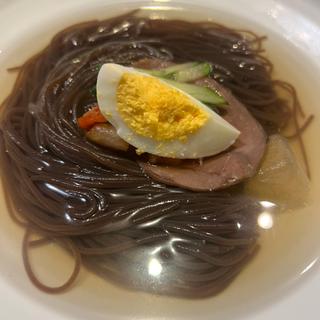 名物 韓国冷麺(焼肉ダイニング ワンカルビ 三木店)