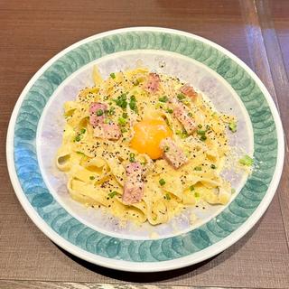 厚切りベーコンのカルボナーラ鎌倉風(鎌倉パスタ 阪急大井町ガーデン)