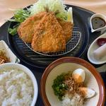 ミックスフライ定食(南茂原カントリークラブ)
