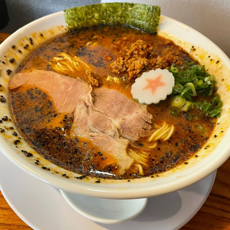 担々麺(ラーメン わら)