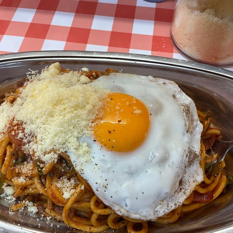 ナポリタン目玉焼き乗せ(スパゲッティーのパンチョ 錦糸町店)