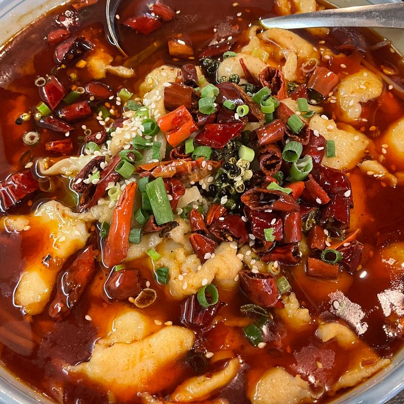 魚の四川風煮込み(辣香坊)