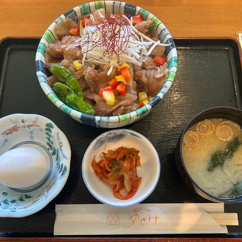 米沢牛もり盛り丼(道の駅 いいで )